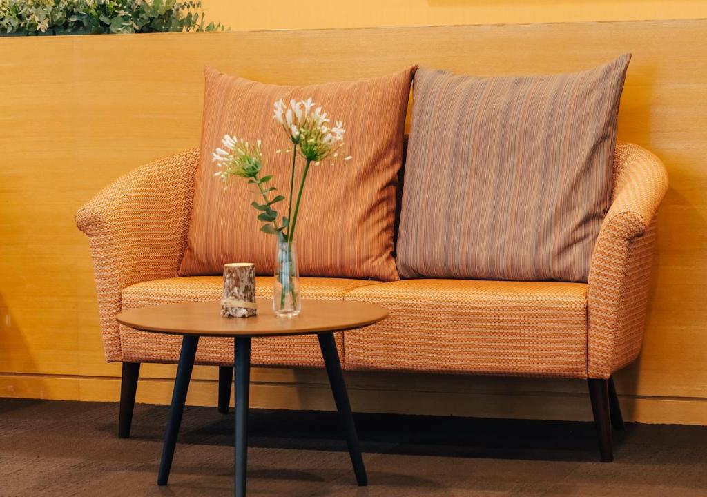 delat sällskapsrum/tv-rum