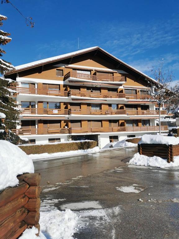 CRANS MONTANA LE REGENT APPARTEMENT - 5
