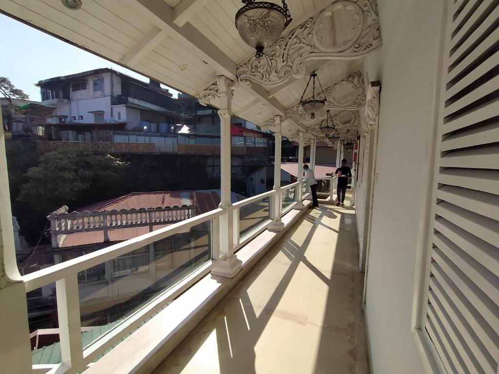 Hotel Parkwood At Mall Road photo