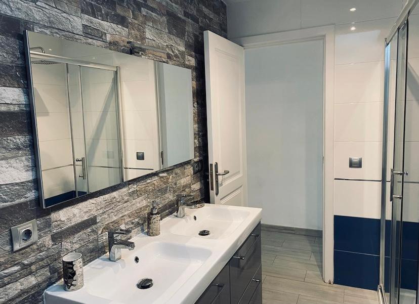 Luxury Two Bed Seaviews - 5