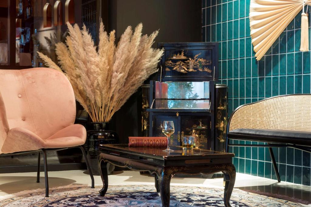 フロント・ロビー