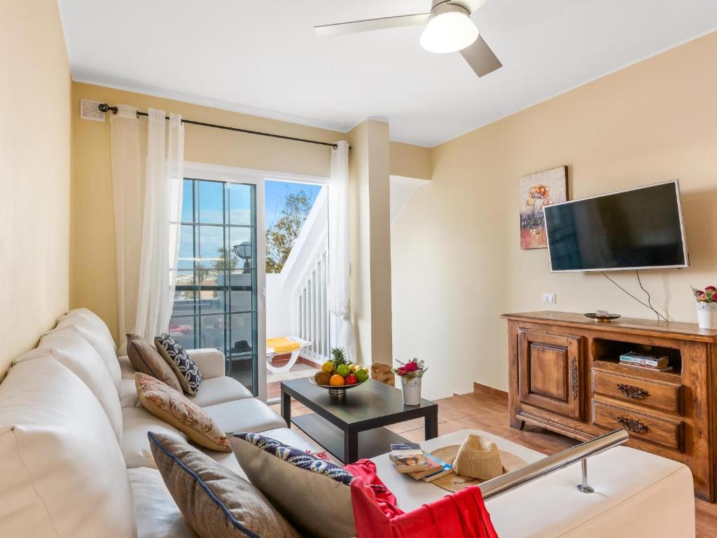 C103 big terrace, pool!, Adeje