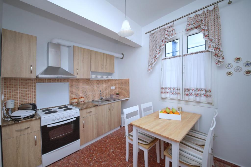 Molos House photo
