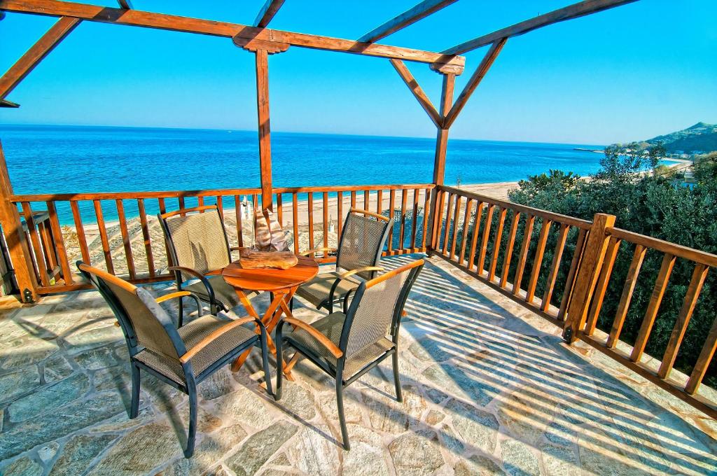 Flamingo Hotel Pelion - Seaside Superior Studios & Suites photo