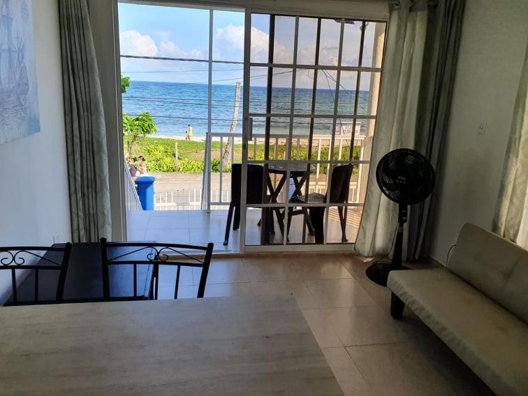 Apartamentos Sound Bay Beach — Hotel in San Andres Island