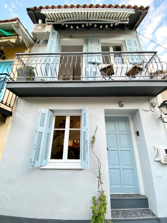 Apollo House, Lefkada