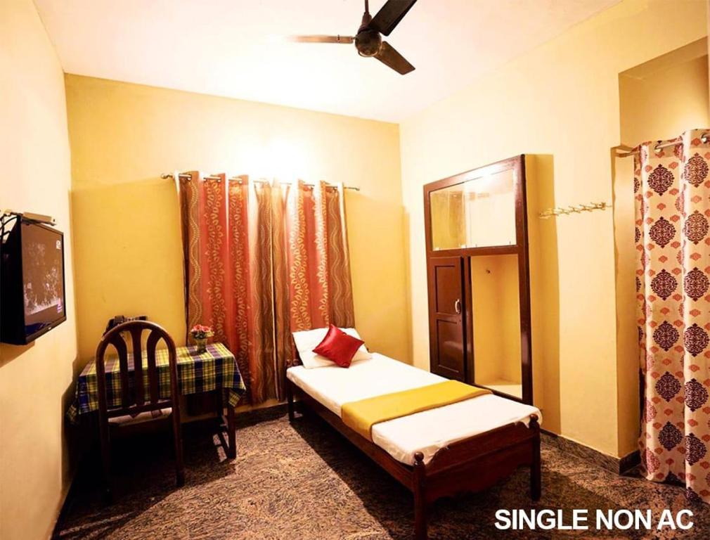 Hotel Surabhi tourist home photo