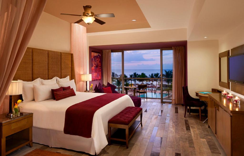 Secrets Vallarta Bay Resort & SPA - Adults Only - 3