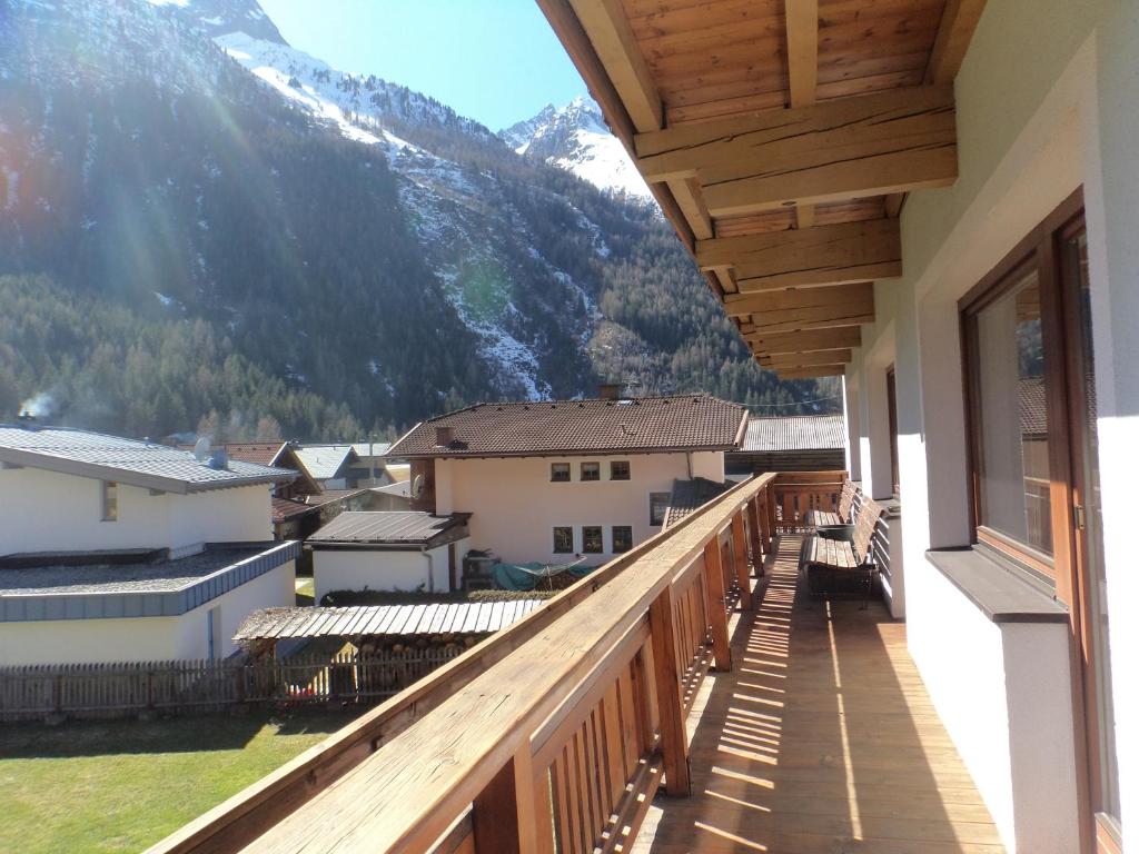 Balcony/terrace, Haus Thomas by Chatel Reizen in Langenfeld