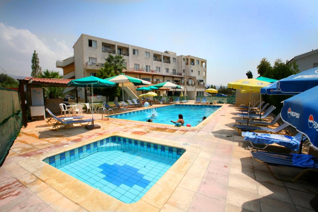 Petsas Apartments — Hotel in Peyia
