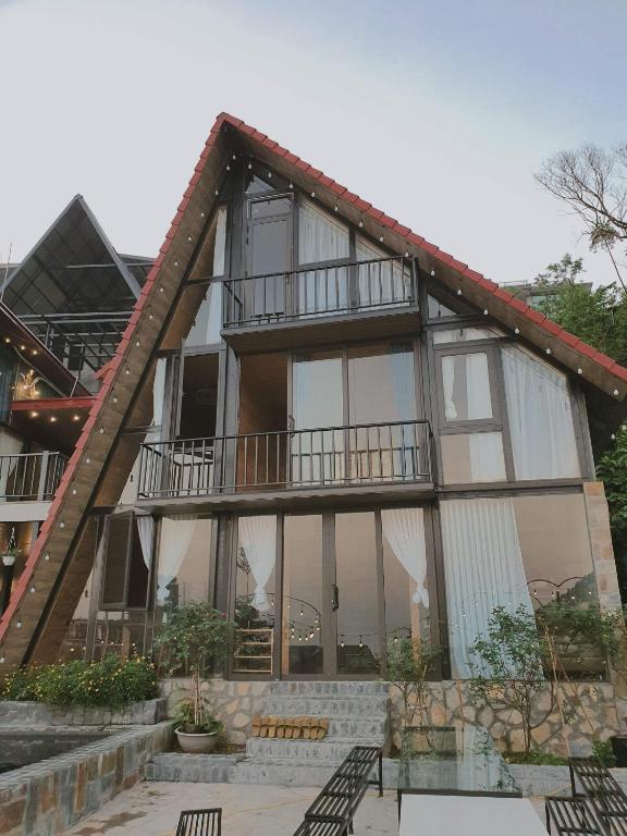 Bách Xanh House. Nhà Đa Giác