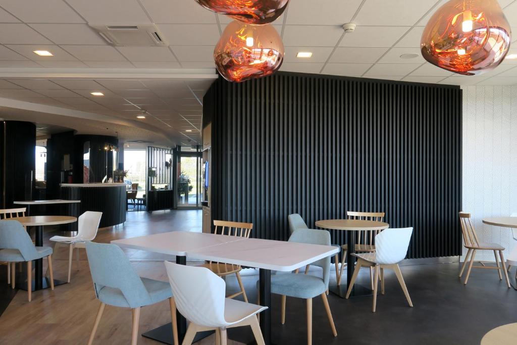Hotel Akena Troyes - La Chapelle St-Luc photo