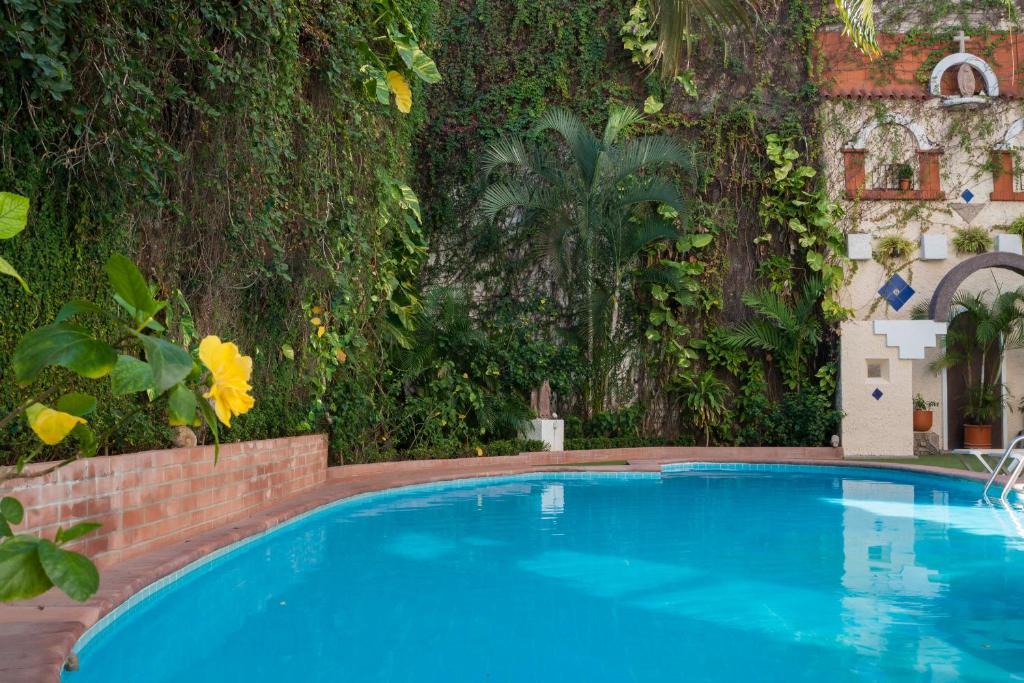 Los Arcos Suites - 4