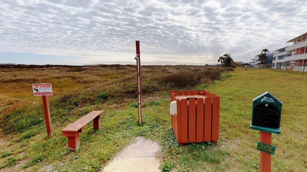 Island Retreat 125 Condo Main image 1