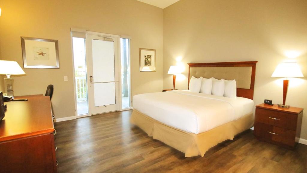 John's Pass Hotel - Fully Remote Check In photo