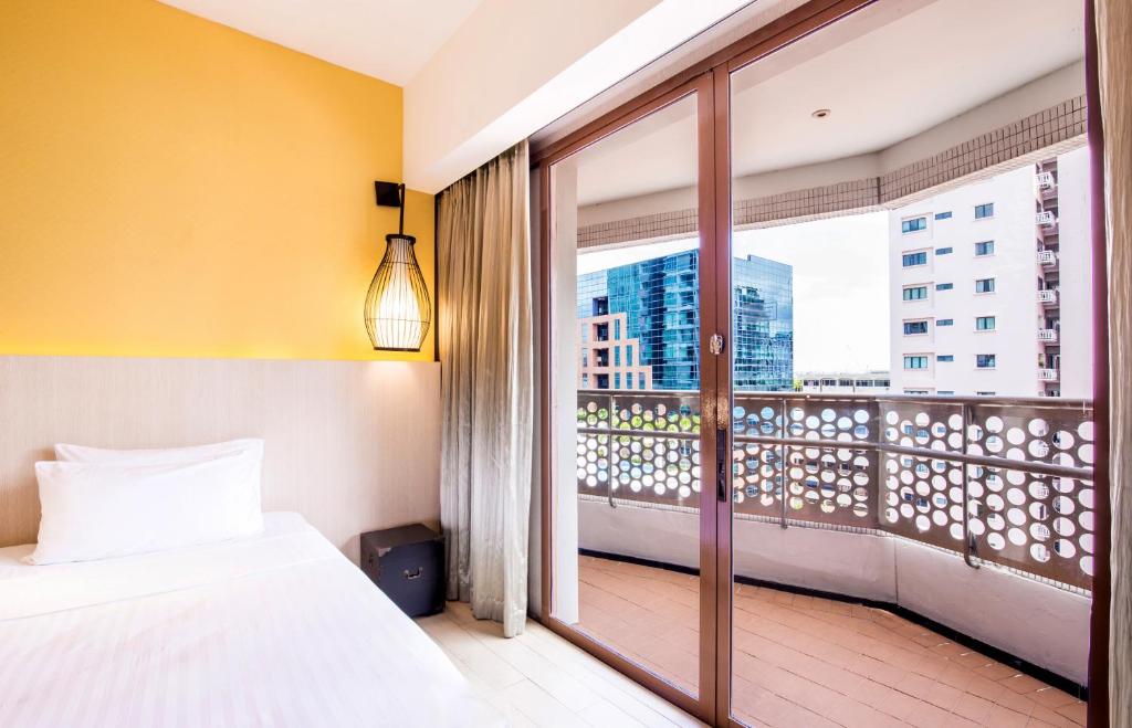 Village Hotel Katong By Far East Hospitality Photo 10