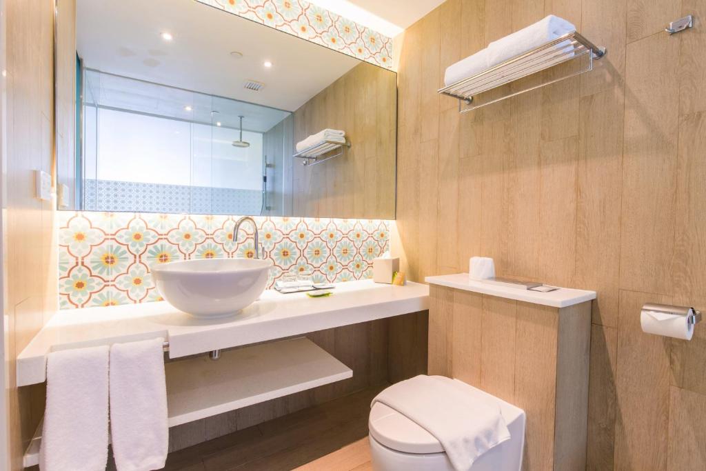 Village Hotel Katong By Far East Hospitality Photo 11