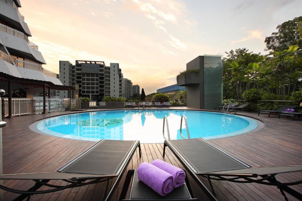 Swimming pool, Village Hotel Katong by Far East Hospitality in Singapore