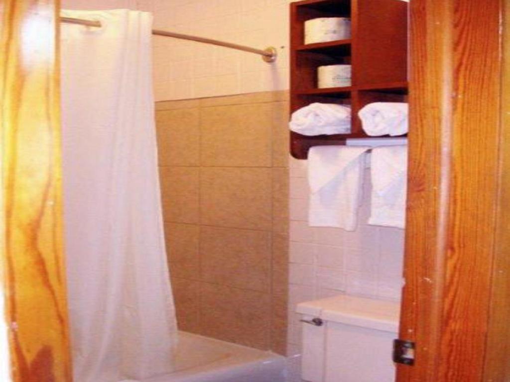 Budget Inn Palmyra photo