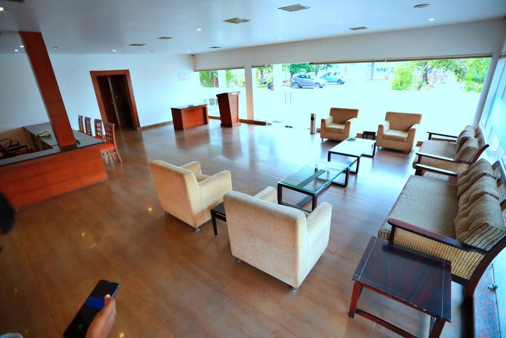 3. 클레이 하우스 ..