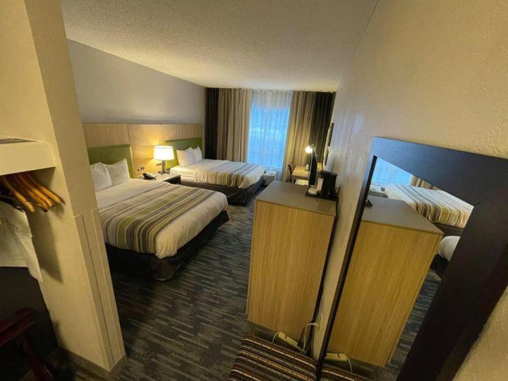 Country Inn & Suites by Radisson, Aiken, SC photo