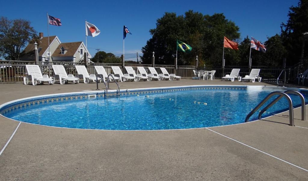 Jonathan Edwards Motel photo