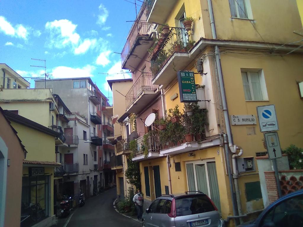 Large Triple Room for max 3 people - 4