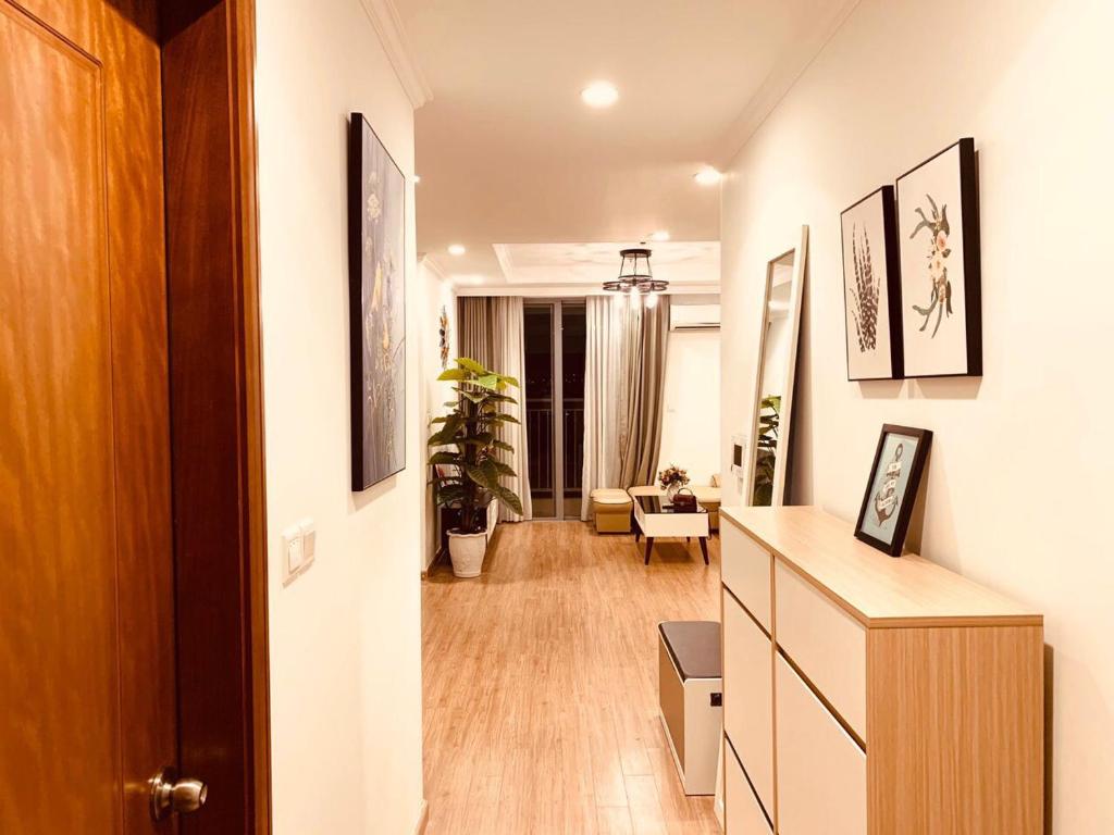 BOM HOMES- Vinhomes Times City- Service Apartment photo