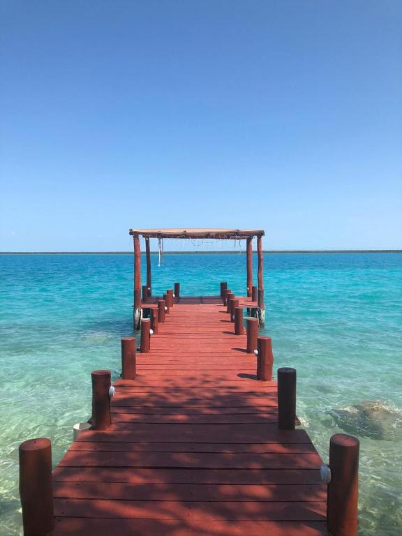 El Roble Nature Hotel &amp; Lagoon — Hotel in Bacalar