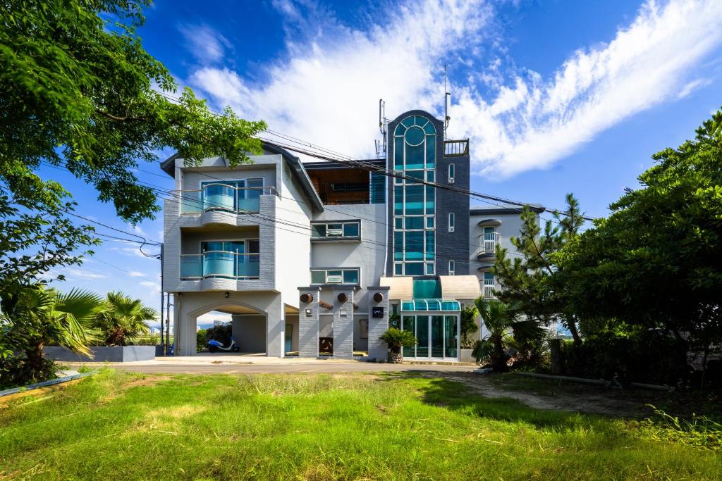 Jeju Apartments for Rent, South Korea price from 31 of Hotels