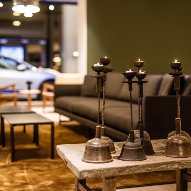 フロント・ロビー