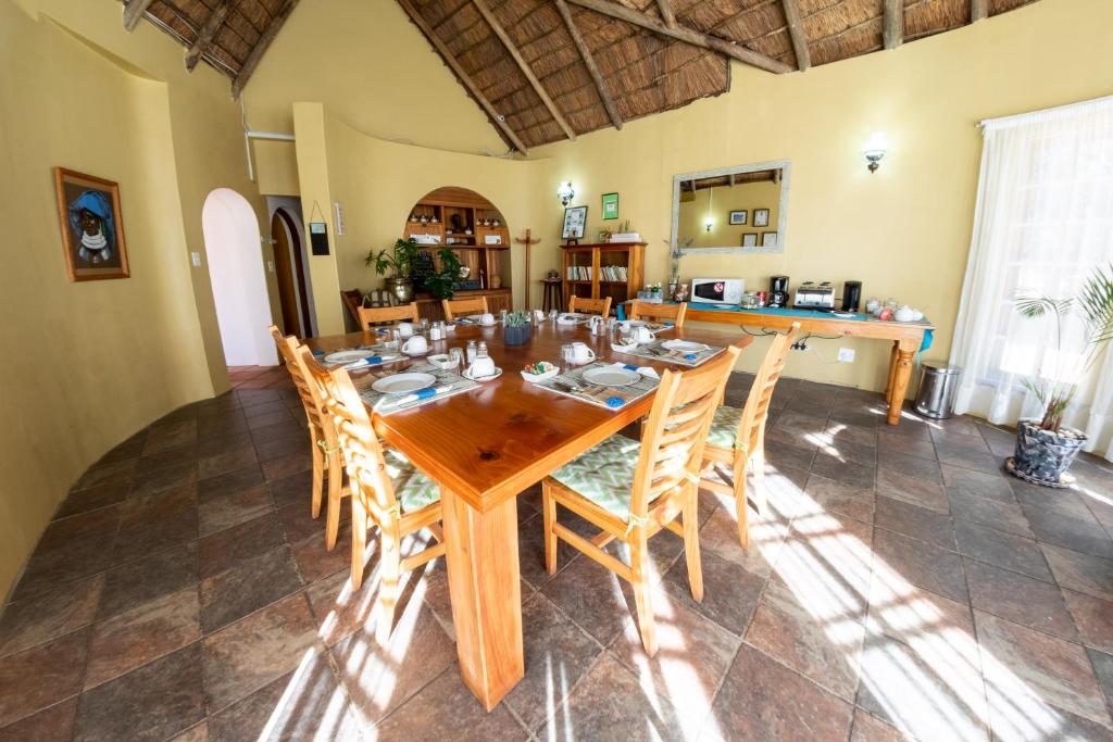 Maclear Manor 전경