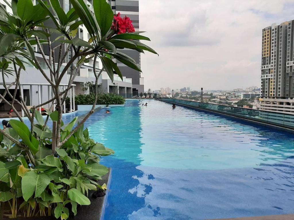 Apple Home 2 at Menara Simfoni, King Size Bed, Cheras, Nexflix, Wifi, Parking photo