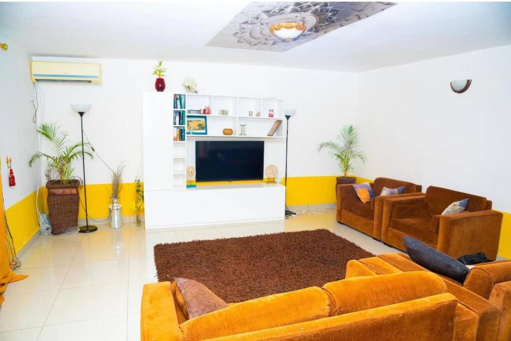 Freetown Apartments for Rent, Sierra Leone price from 8 of Hotels