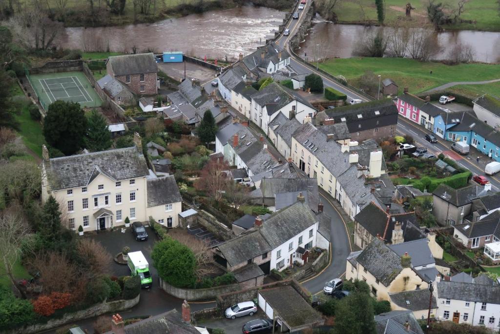 Cosy Crickhowell Cottage photo 8