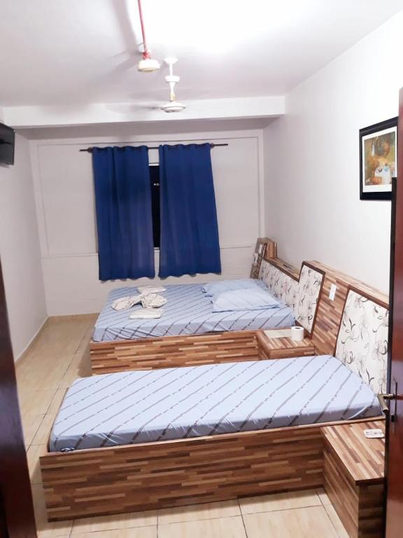 Hotel Mustang photo