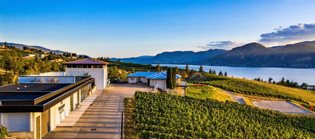 The Inn at Therapy Vineyards, Naramata