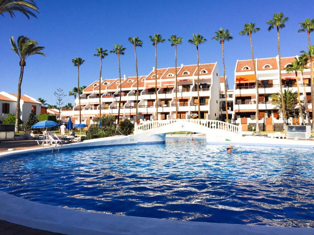 LUX&2Jacuzzi. NEW! Golden Mile Las Americas, Parque Santiago 2. Pool heated Sea water 2 BDR - 1