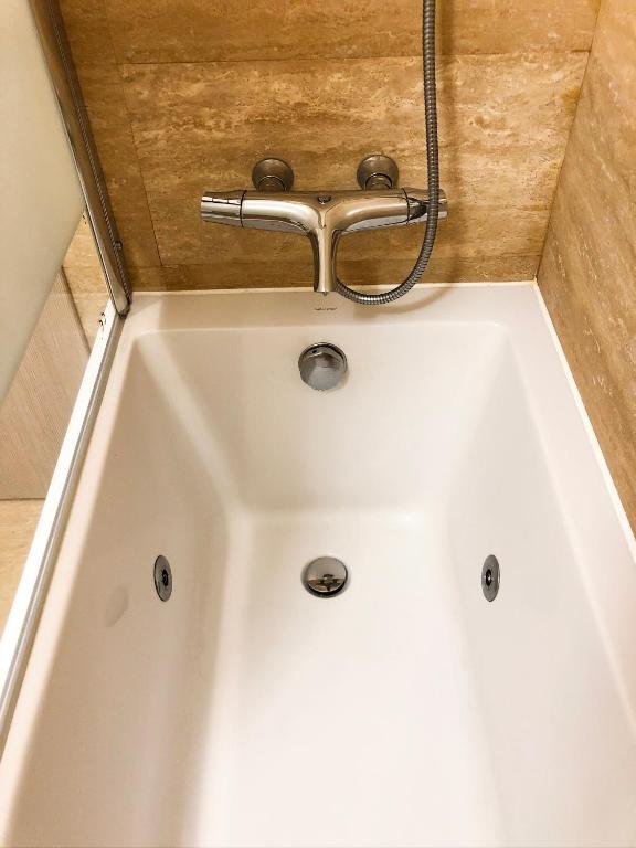 LUX&2Jacuzzi. NEW! Golden Mile Las Americas, Parque Santiago 2. Pool heated Sea water 2 BDR - 5