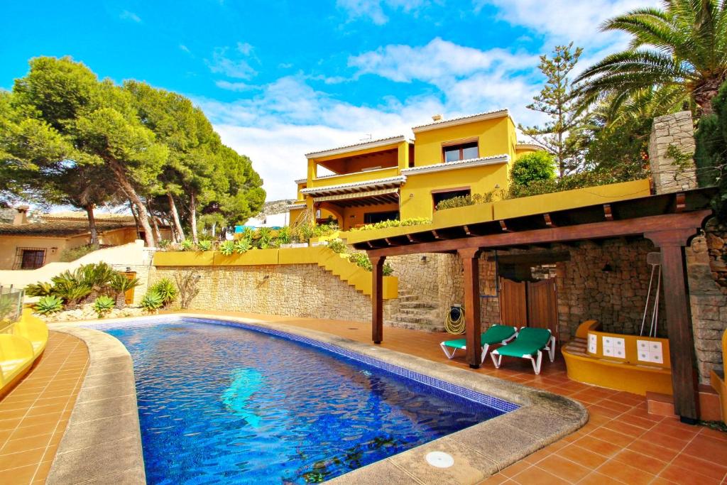 El Portet - beachfront holiday home with private pool in Moraira - 4