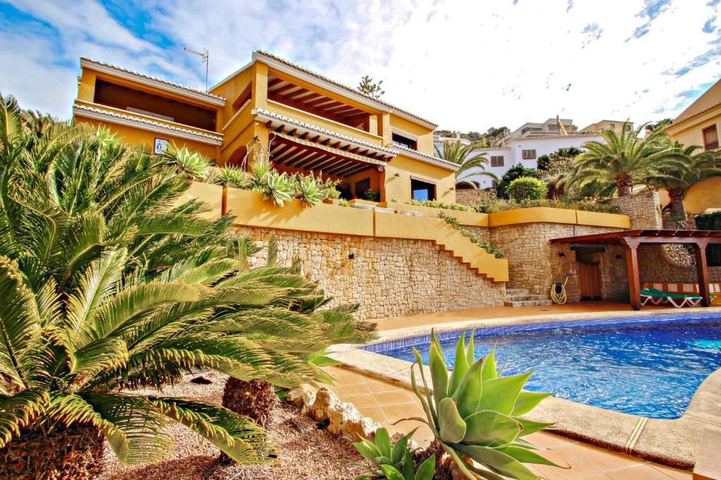 El Portet - beachfront holiday home with private pool in Moraira - 5