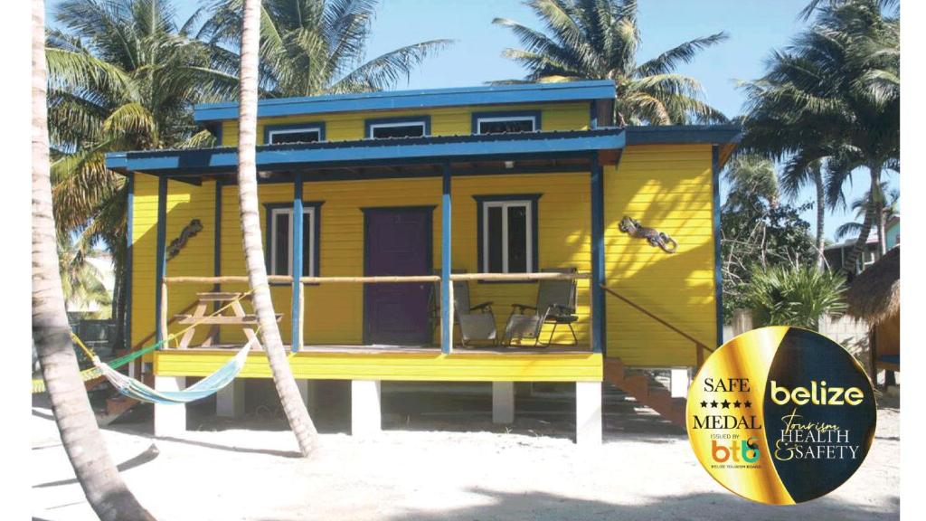 The Gumbo Limbo - Aria Kat Art Cabana — Hotel in Caye Caulker