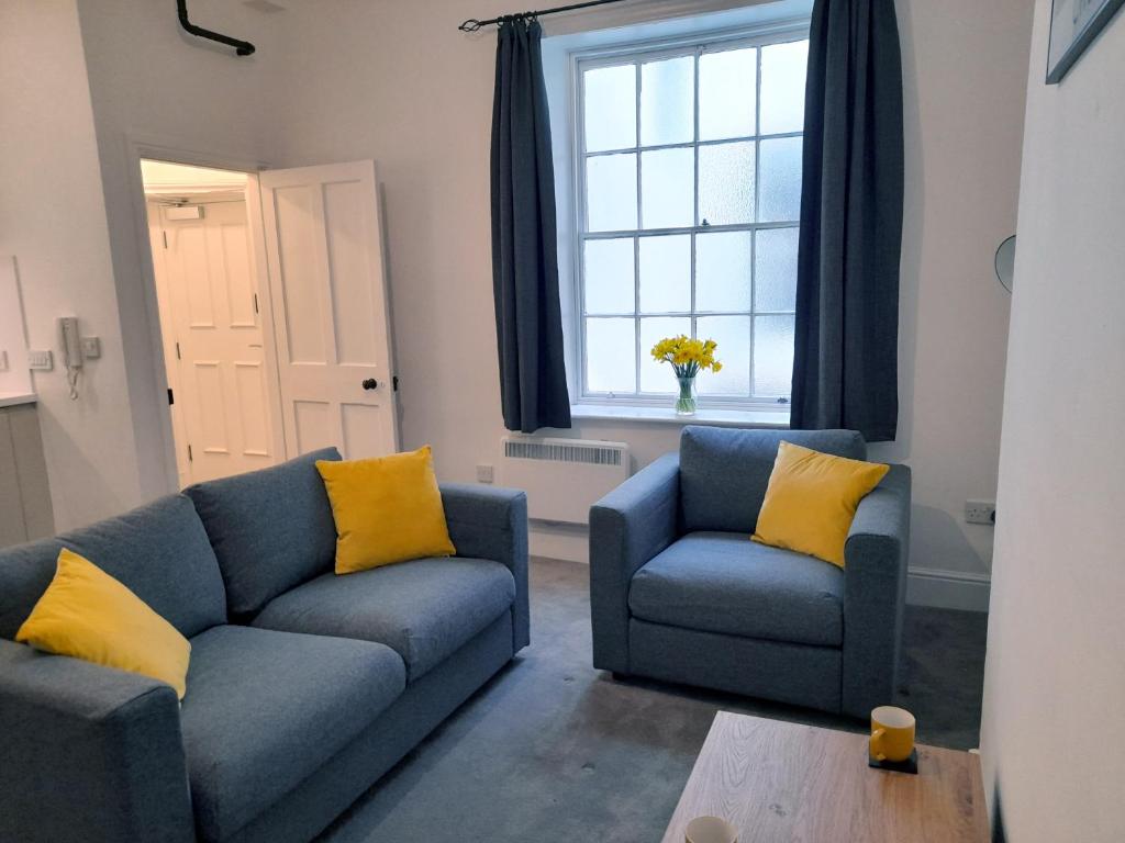 Eastgate Hideaway - central, luxury apartment on Chester's historic rows, Chester