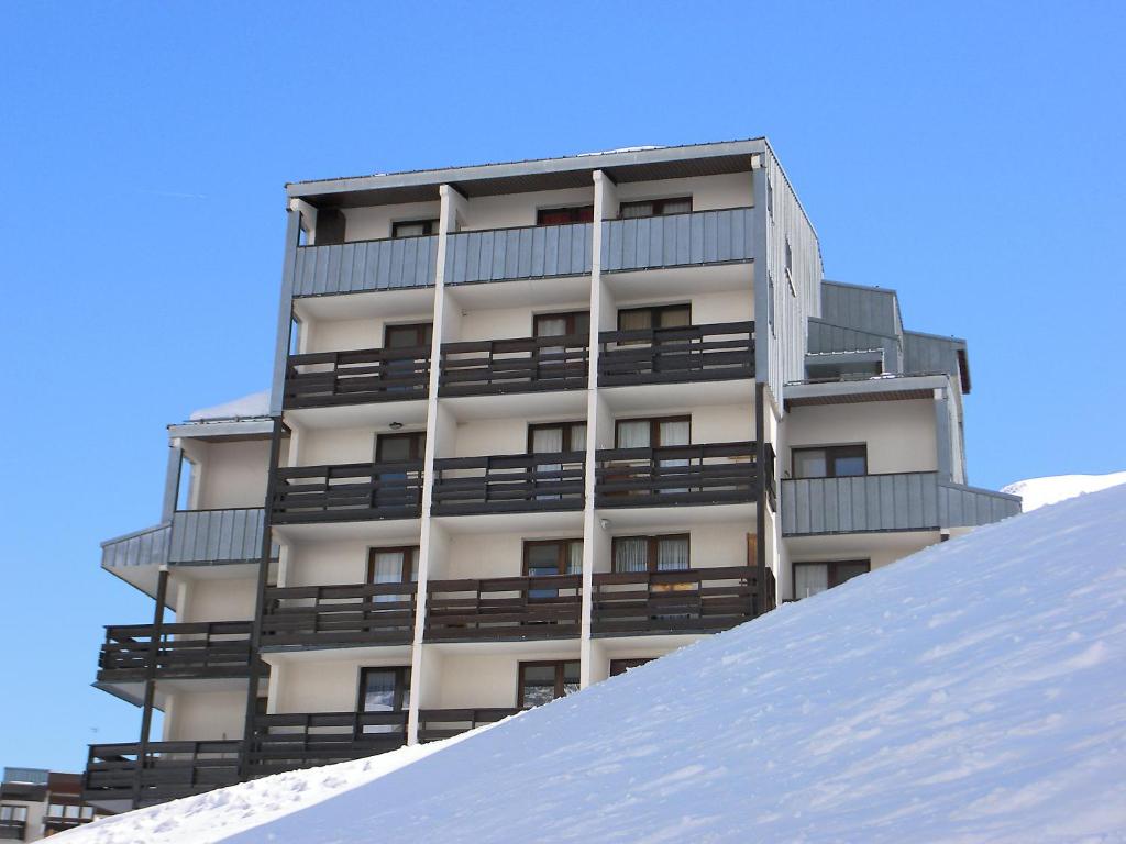 Apartment Plein Soleil - Val Claret-1 by Interhome - 2