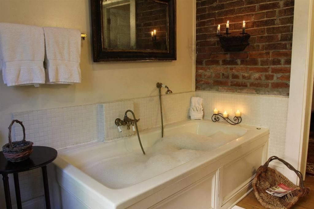 Corners Mansion Inn - A Bed and Breakfast photo
