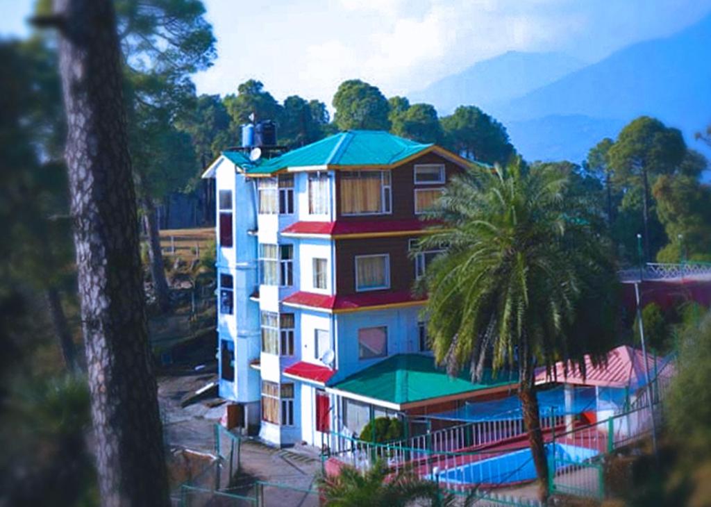Aaroham By Aamod Dharamshala photo