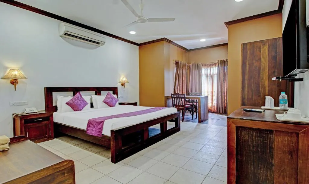 Treebo Premium Travancore Palace Cherthala，位于Alleppey的酒店