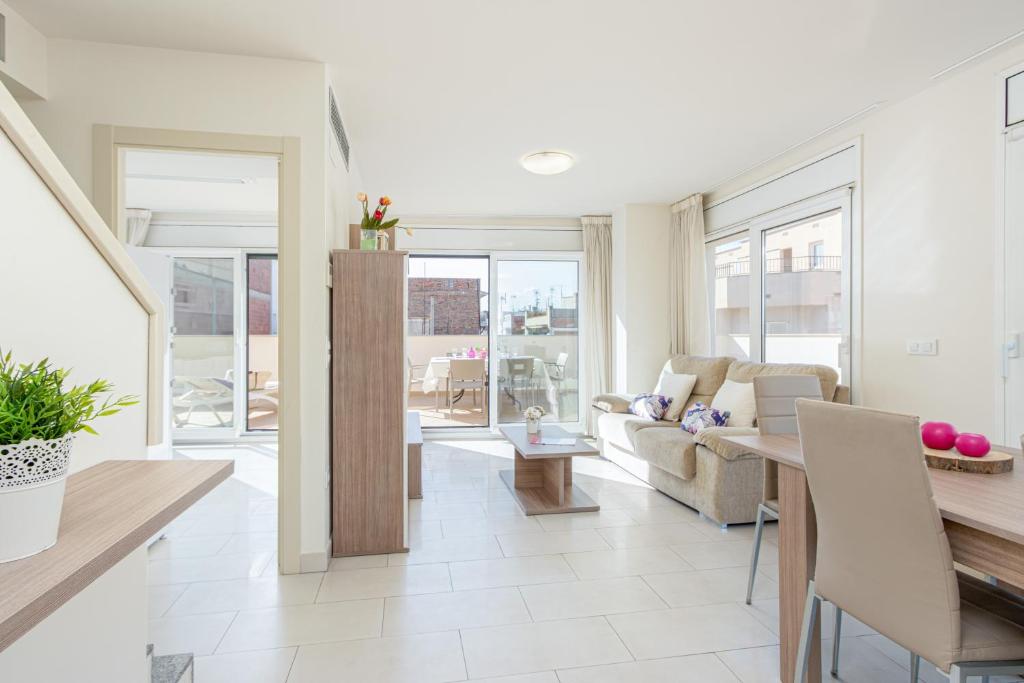 Apart-rent Apartment Francesc Macia Penthouse 2000 - 1