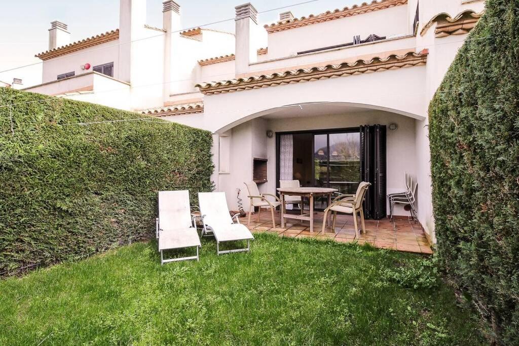 Sistachrentals Casa La Pletera 374 con jardin privado y piscina comunitaria - 4