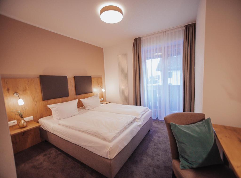 Hotel am Hachinger Bach by Blattl